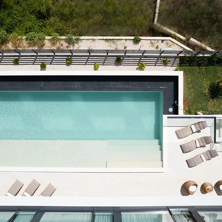 Luxury With A Swimming Pool - 21615 别墅 扎达尔