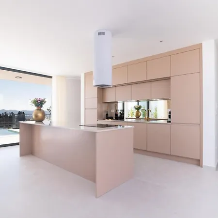 Luxury With A Swimming Pool - 21615 别墅 扎达尔